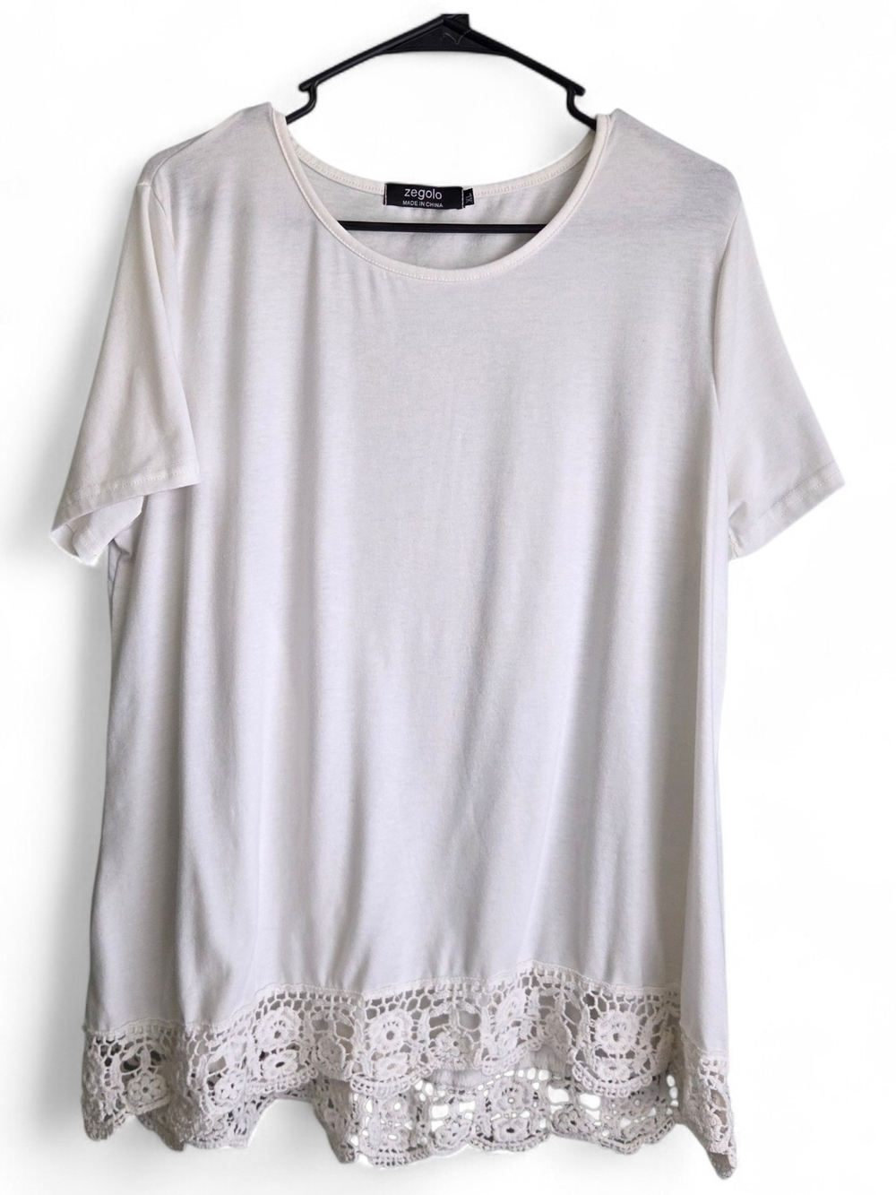 White Short Sleeve Tee with Crochet Lace Hem